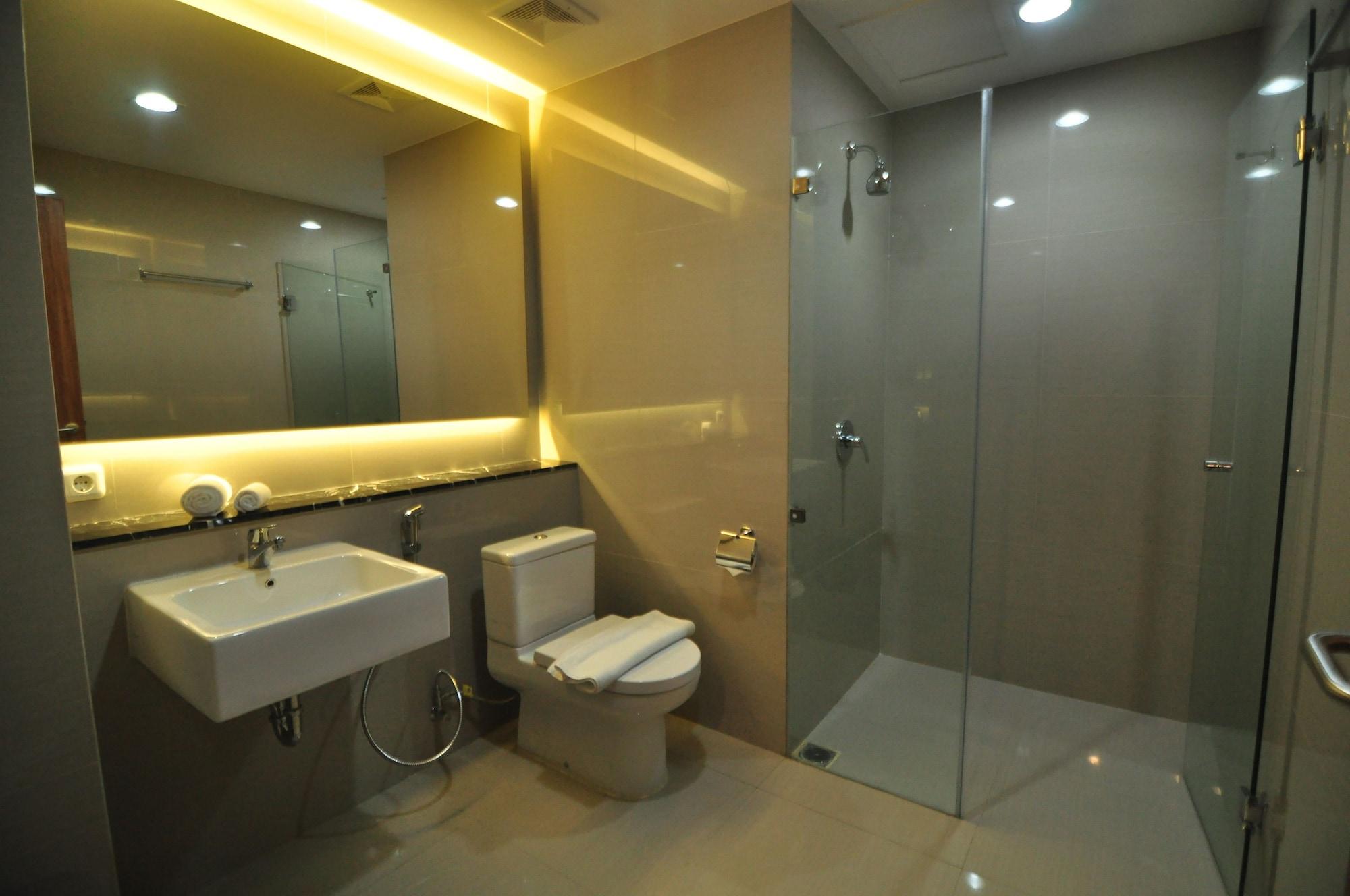 Demelia Hotel Makassar Eksteriør billede