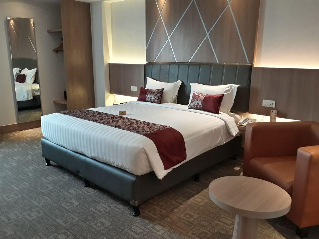 Demelia Hotel Makassar Eksteriør billede