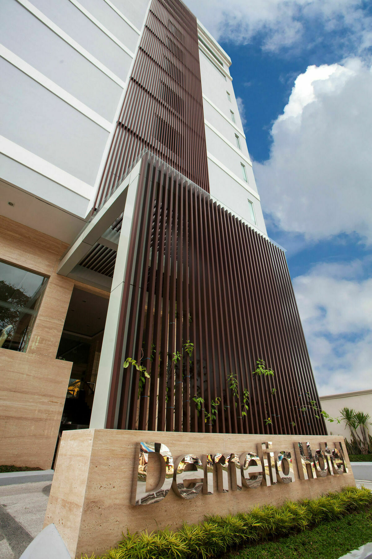 Demelia Hotel Makassar Eksteriør billede