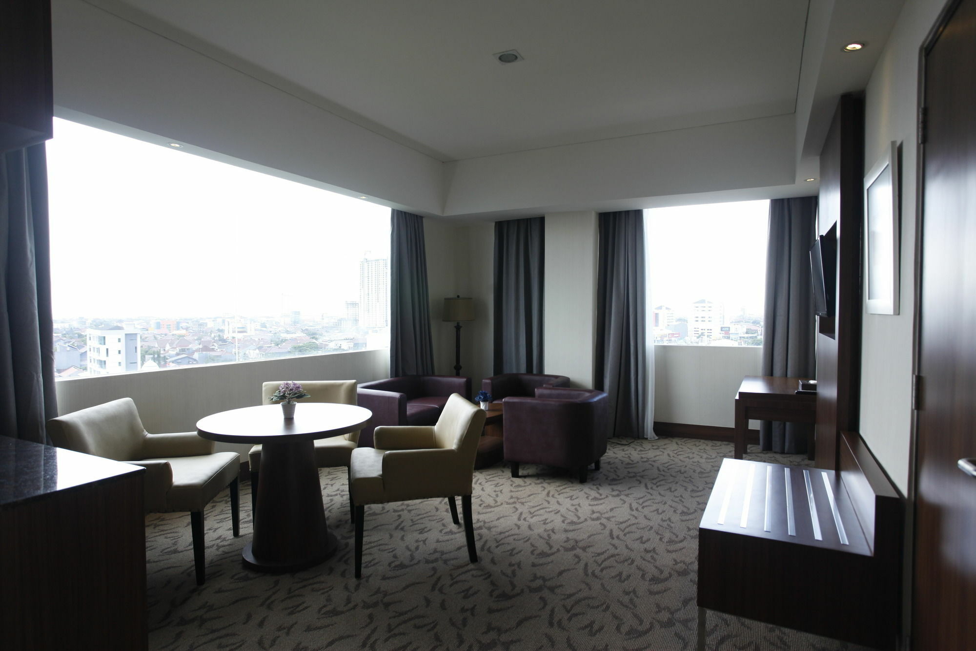 Demelia Hotel Makassar Eksteriør billede